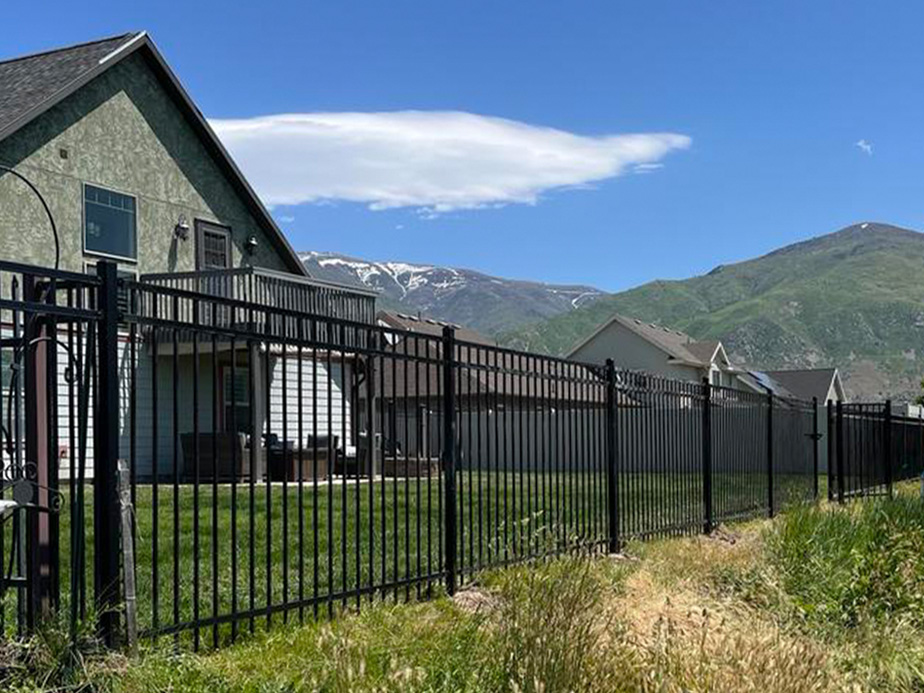 Residential Aluminum Fence Company In Magic Valley