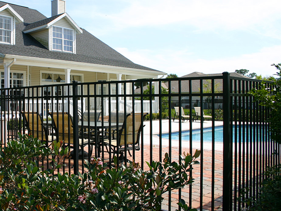 Aluminum pool fencing in Jerome Idaho