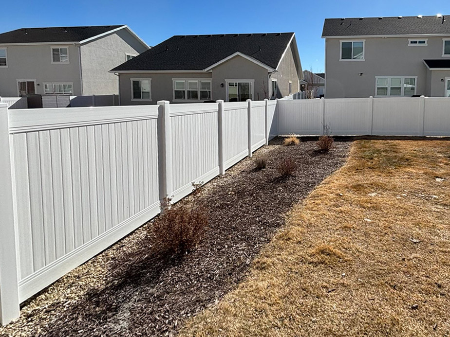 Residential Vinyl Fence Company In Magic Valley